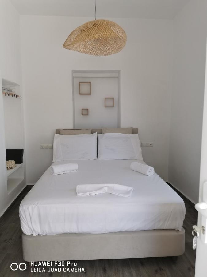 View Rooms Piso Livadi Exterior foto