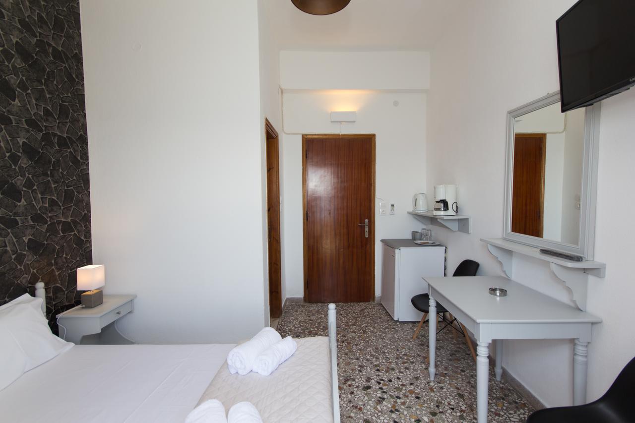 View Rooms Piso Livadi Exterior foto